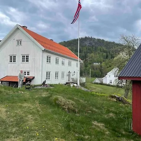 Apartment Pa 80kvm I Sondeled Risør