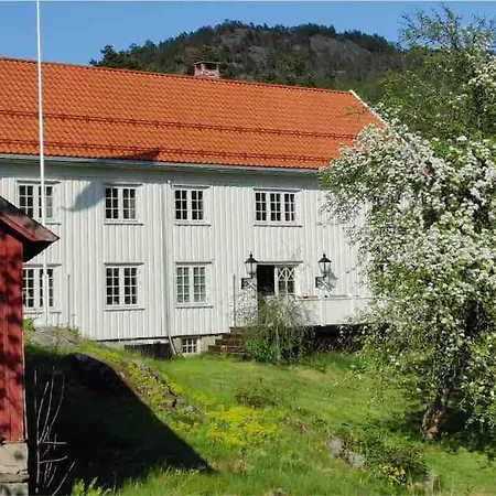 Apartment Pa 80kvm I Sondeled Risor